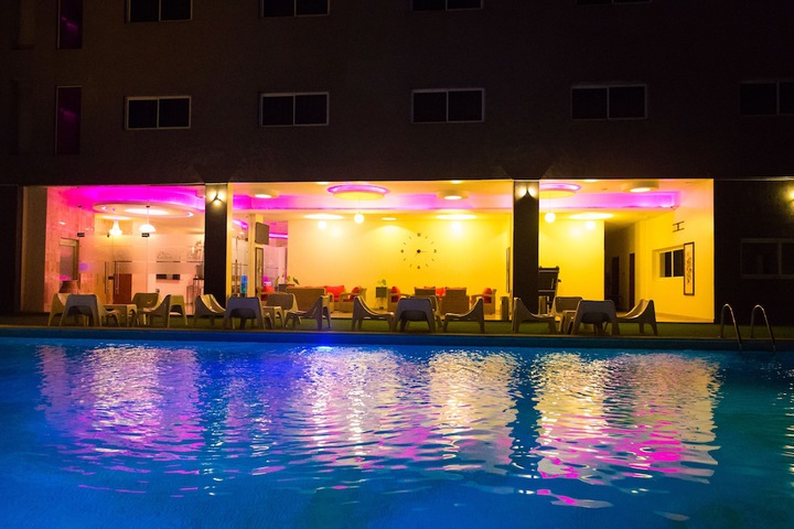 Pool 32 of 62