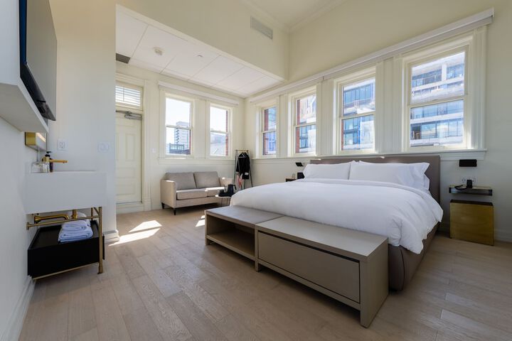 Room 22 of 69