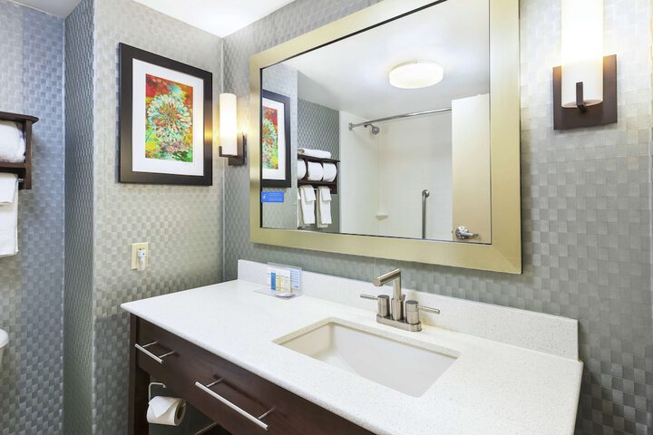 Bathroom shower