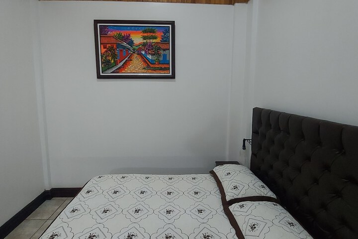 Room 28 of 65