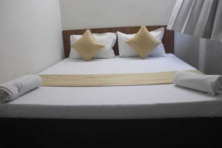 Room 18 of 23