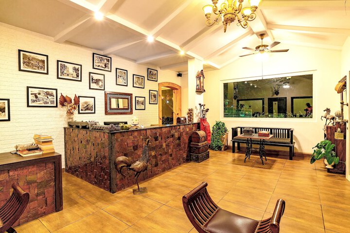 Hotel Interior 2 of 60