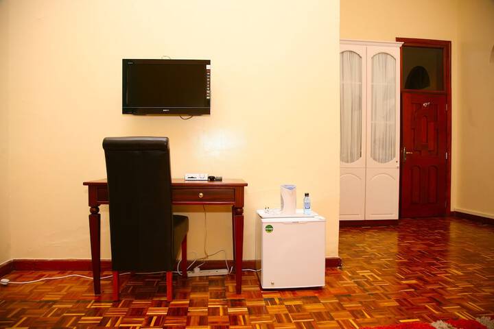 Room 16 of 30