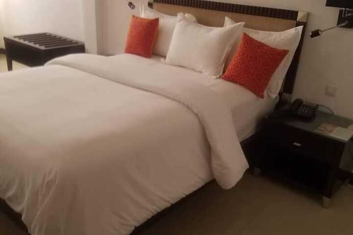 Room 48 of 50