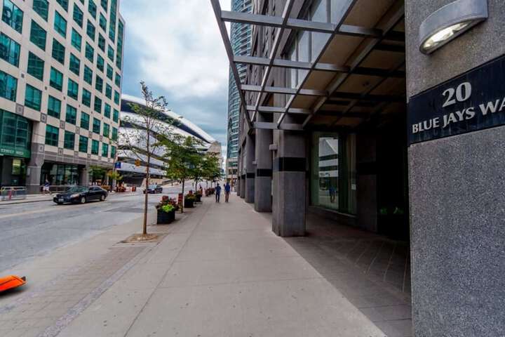 Business Center 18 of 30