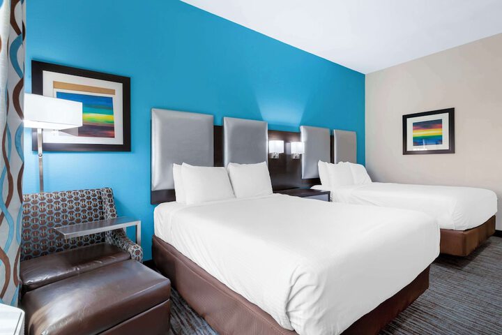 Room 16 of 35