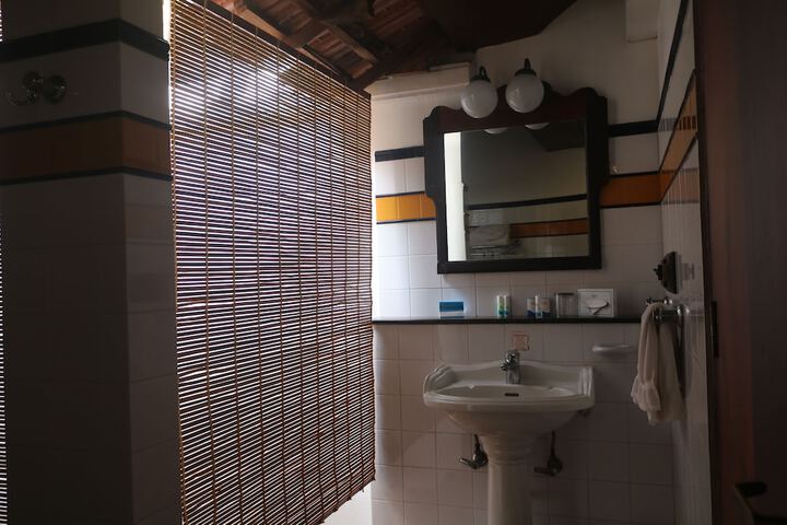 Bathroom Vanities