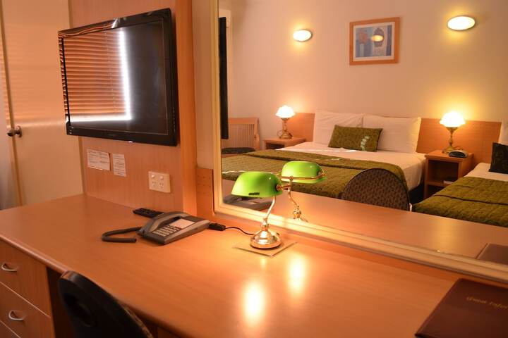 Room 28 of 51