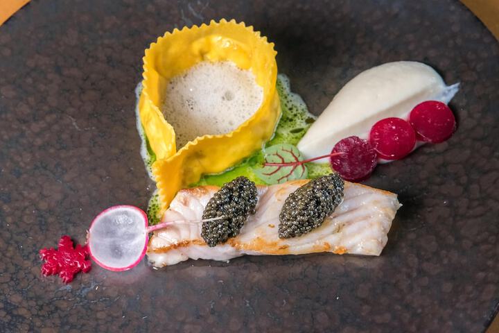 Dining 137 of 227