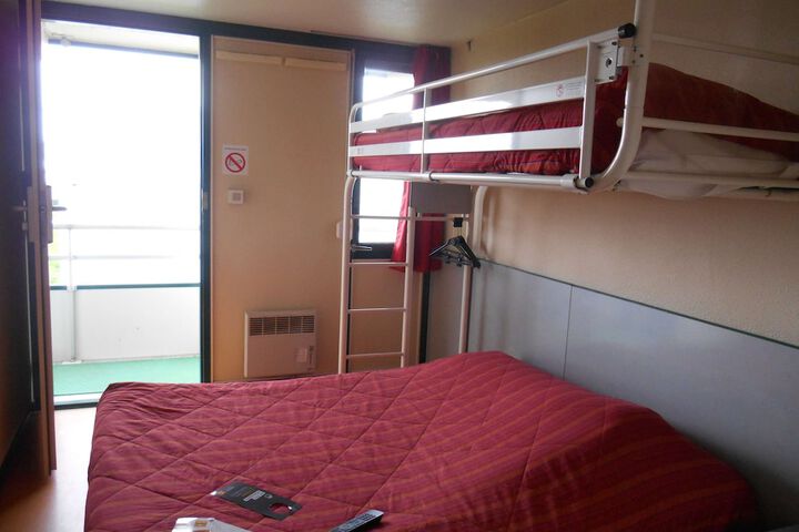 Room 7 of 41