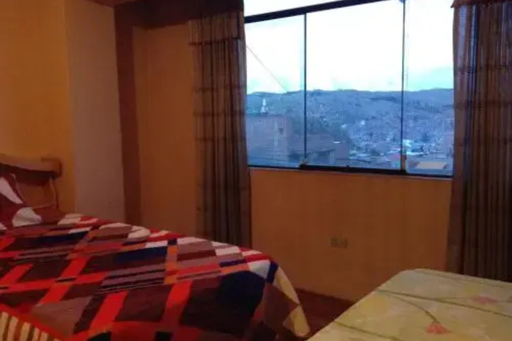 Room 3 of 11