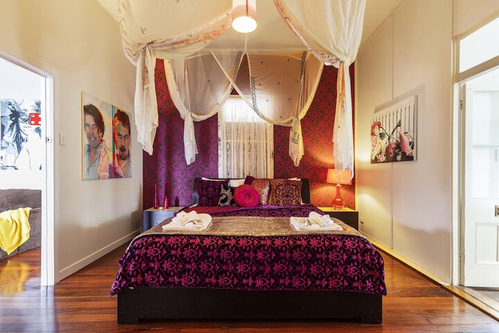 Room 12 of 48