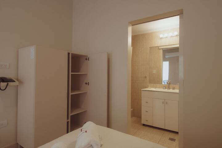 Room 18 of 41