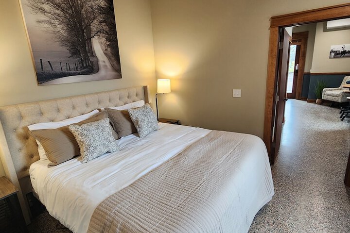 Room 5 of 54