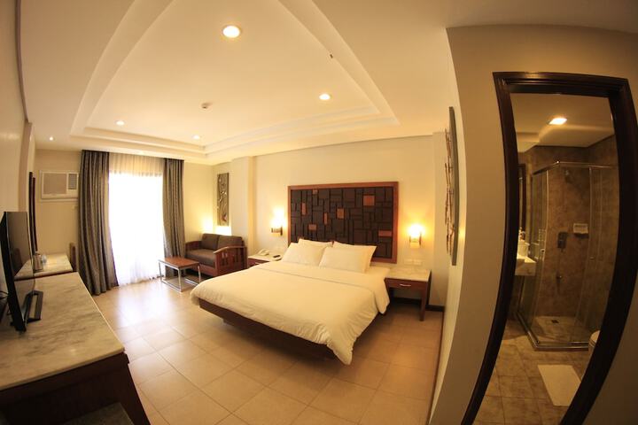 Room 17 of 68