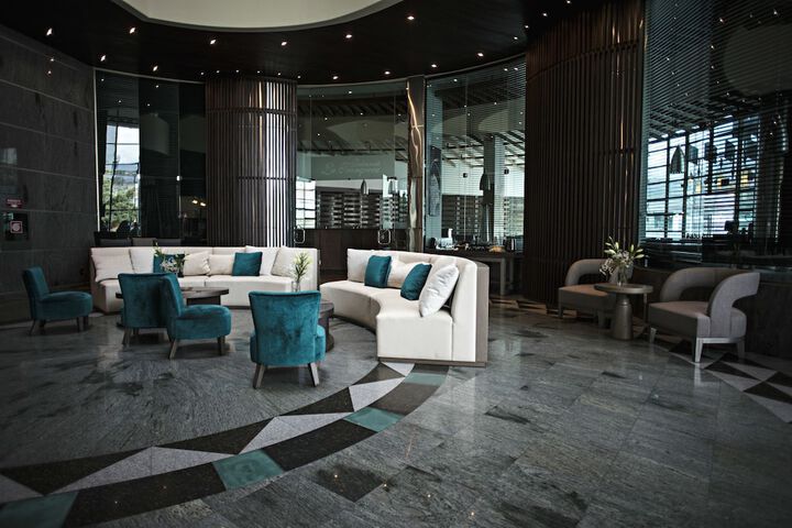 Guest Lobby