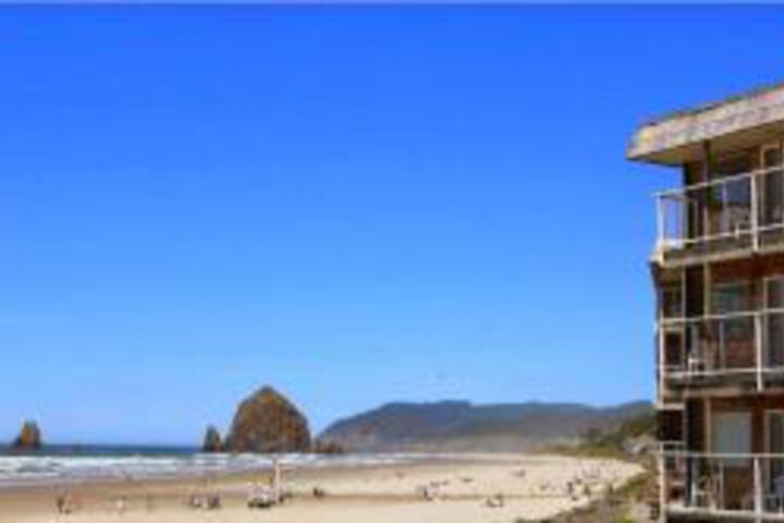 Beach 16 of 66
