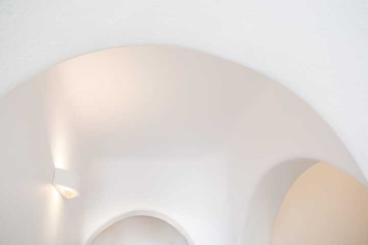 Room 8 of 120