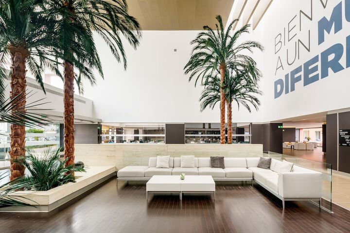 Lobby Photos