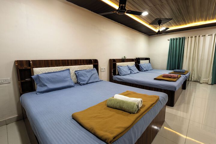 Room 5 of 49