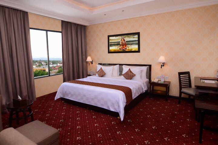 Room 7 of 38