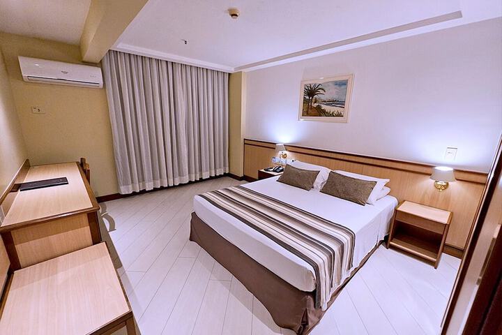 Room 16 of 78