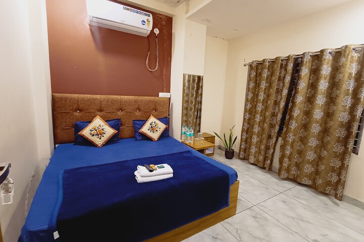 Room 50 of 62