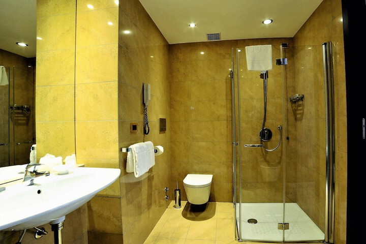 Bathroom Interior Photo
