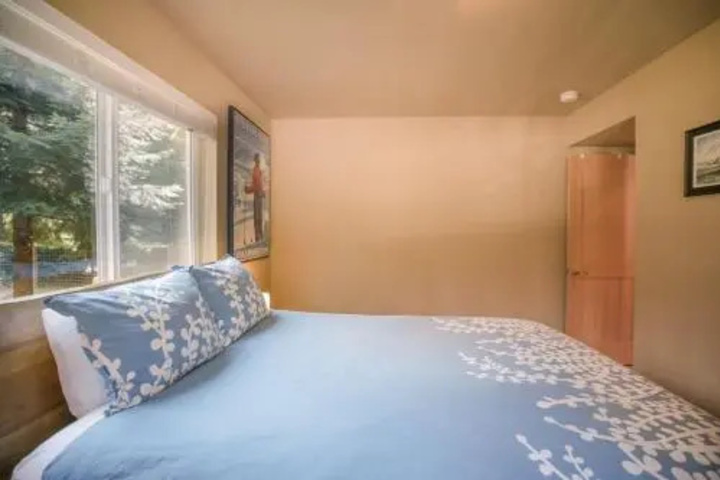 Room 3 of 5