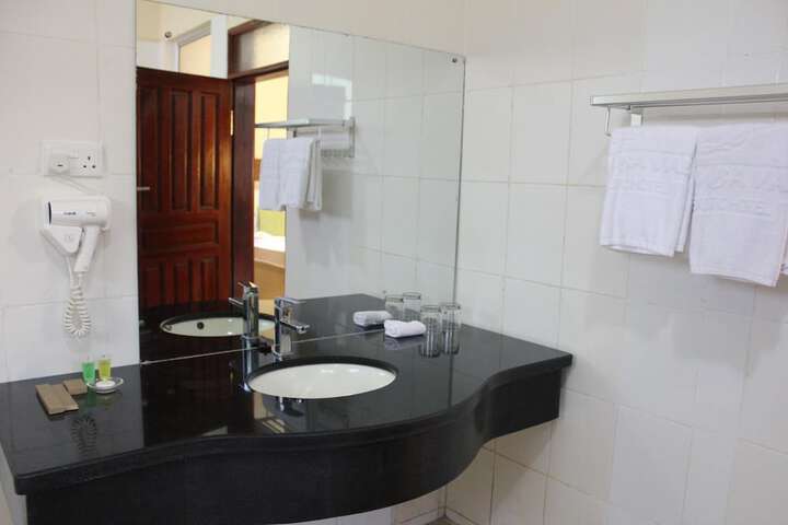 Room 35 of 75