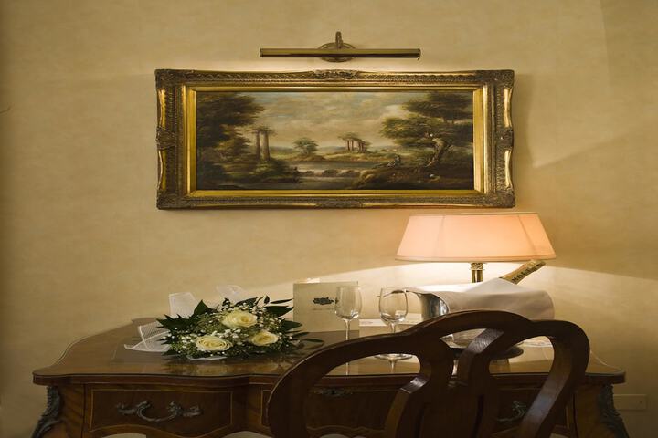 Room amenity