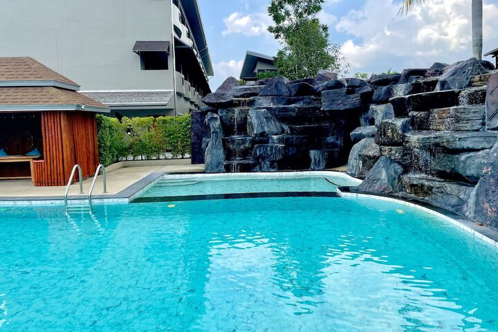 Pool 27 of 43