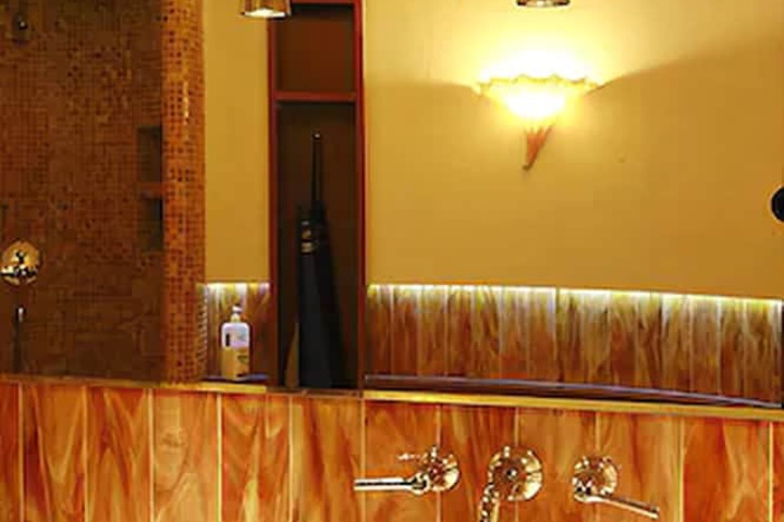 Relaxing Spa