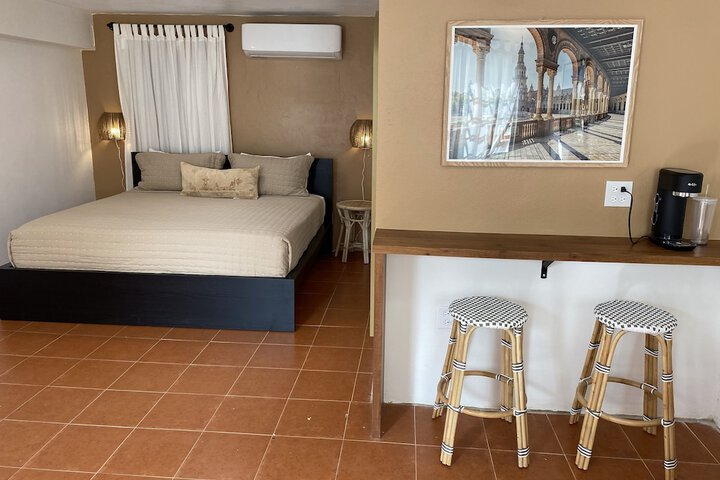 Room 5 of 34
