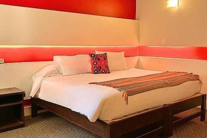 Room 13 of 108