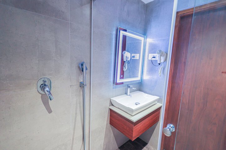 Room 10 of 41