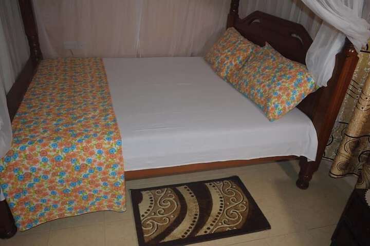 Room 5 of 34