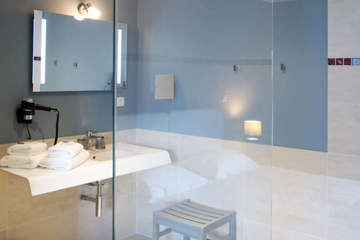 Clean Restrooms