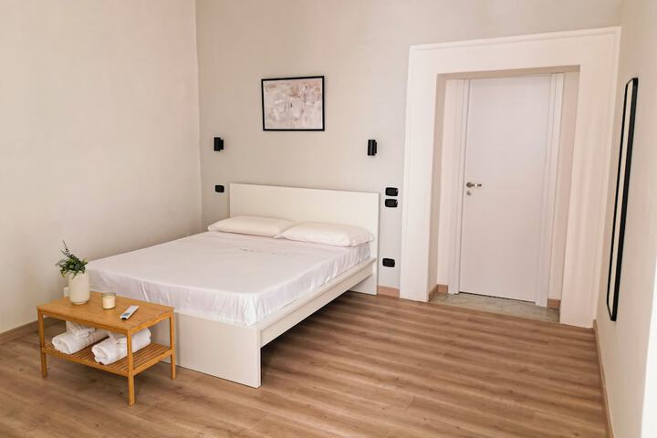 Room 44 of 86