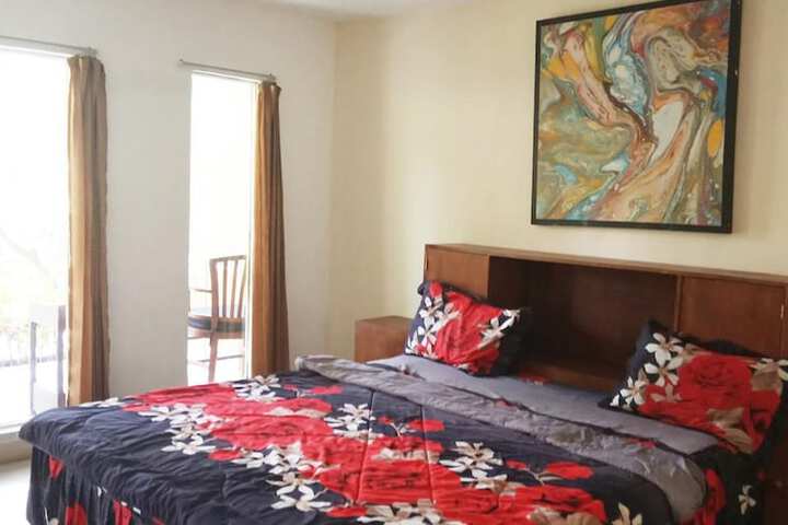 Room 19 of 48
