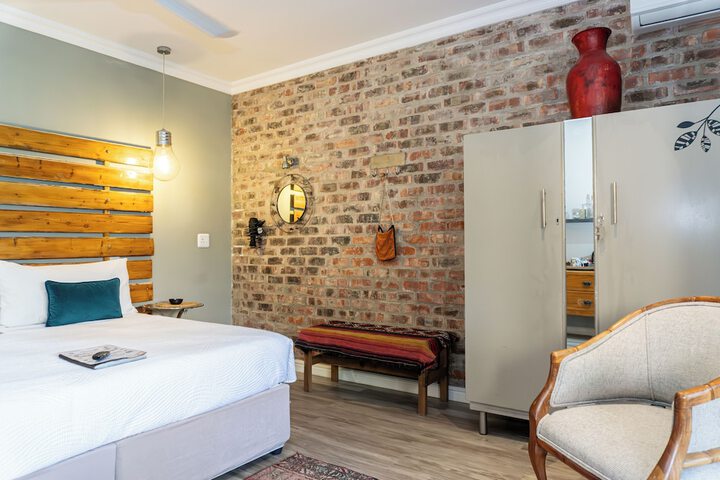 Room 20 of 97