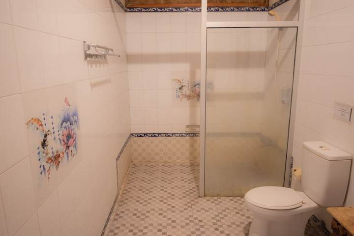 Room 49 of 79