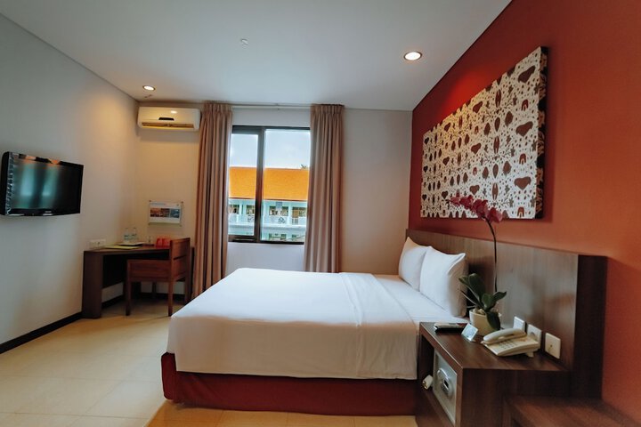 Room 8 of 21