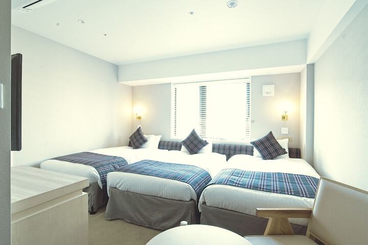 Room 21 of 57