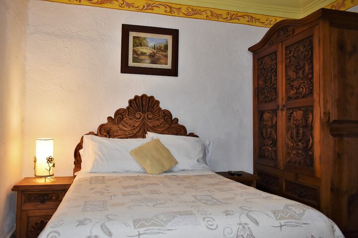 Room 4 of 23