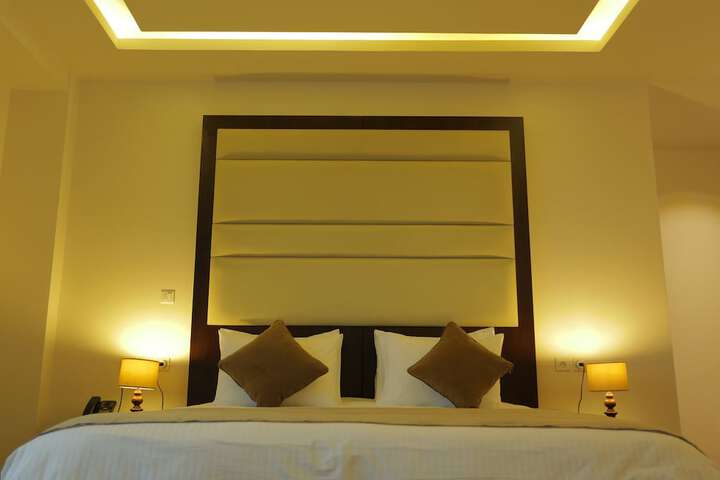 Room 10 of 52