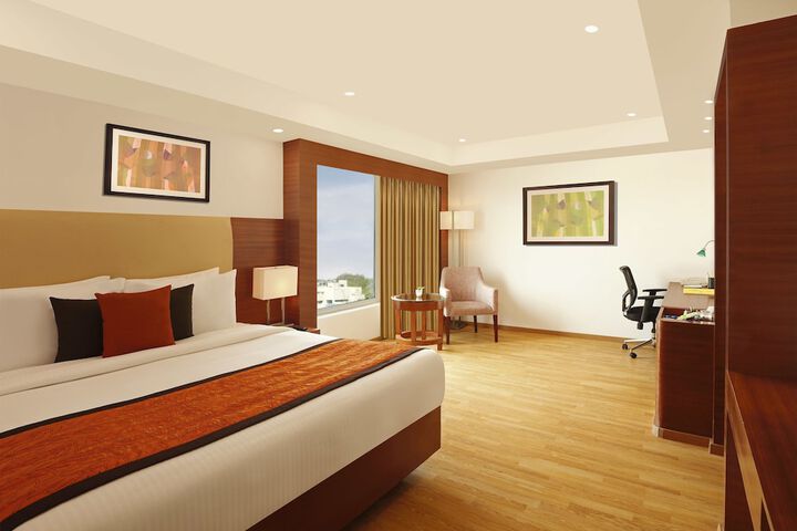 Room 6 of 60
