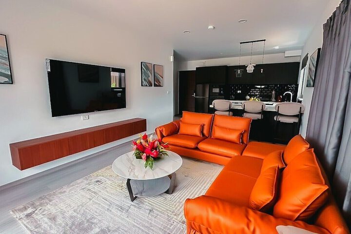 Room 35 of 53