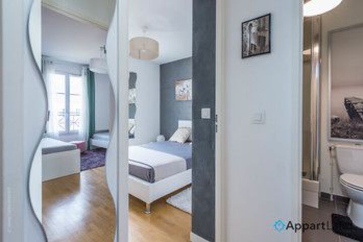 Room 14 of 34