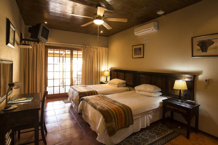 Room 10 of 49
